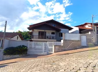 Casa com 3 quartos à venda no Fortaleza, Blumenau , 374 m2 por R$ 990.000
