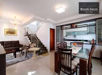 C-SO0899 Bom Retiro - Sobrado triplex alto padrão condomínio fechado!