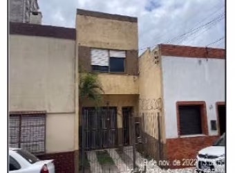 Oportunidade! Sobrado 02 dormitórios, valor diferenciado. VENDA ABAIXO DO VALOR DE MERCADO!
