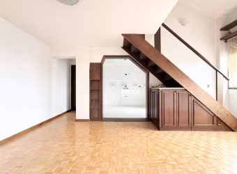 Excelente apartamento duplex no Centro Cívico