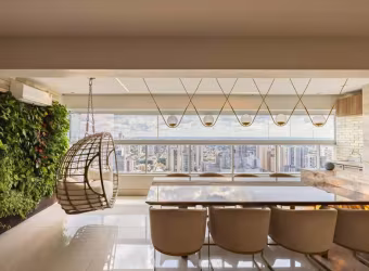 Apartamento mobiliado no Setor Bueno, com 3 suítes.