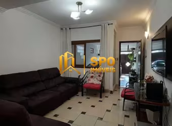 Sobrado com 3 Quartos, 1 Suíte, 2 Vagas, 170 m² por R$ 742.000