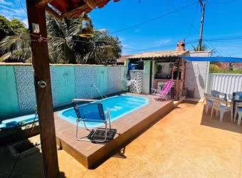 Casa para Venda em Cabo Frio, Nova Califórnia (Tamoios), 2 dormitórios, 1 banheiro, 2 vagas