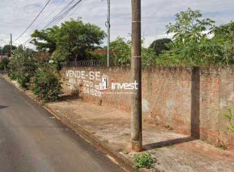 Terreno localizado entre a Av. Guilherme Ferreira e a Av. Nelson Freire, são 720 m².