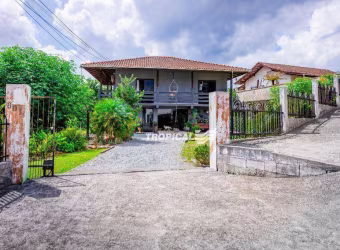 Casa com 3 dormitórios à venda, 250 m² por R$ 742.000,00 - Itoupava Central - Blumenau/SC