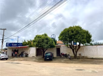 Casa com 3 quartos à venda na Tg-26, Esquina Com a Av. E, 8, Espírito Santo, Vitória da Conquista por R$ 578.000