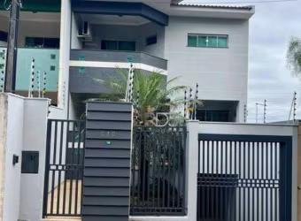 Sobrado com 3 dormitórios à venda, 250 m² por R$ 849.000,00 - Vila Agari - Apucarana/PR