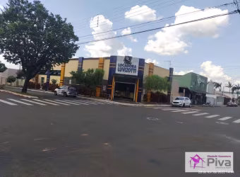 Barracão/Ponto comercial com ótima estrutura e apresentação em um bairro tradicional de Leme!