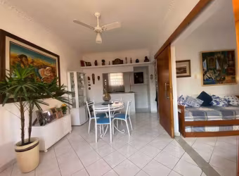 Apartamento com 2 dormitórios à venda, 70 m² por R$ 450.000,00 - Embaré - Santos/SP