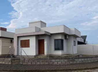 Casa com 2 dormitórios à venda, 52 m² por R$ 270.000,00 - Caverazinho - Araranguá/SC