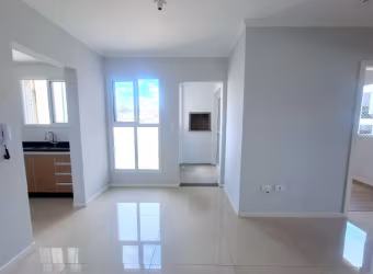 Lindo apartamento com 2 quartos, ensolarado e com churrasqueira