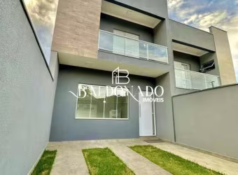 Casa em Extrema MG à venda sobrado com 125m² 3 quartos MODERNA