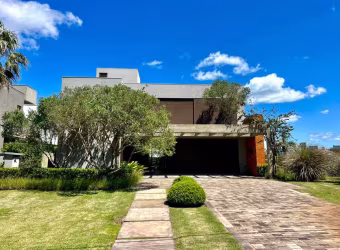 Casa em Condomínio à venda em Xangri-lá, mobiliada e decorada no Condomínio Ventura Club