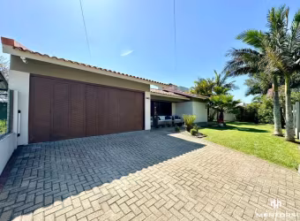 Casa térrea em 02 terrenos no centro de Xangri-lá