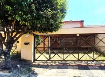 Casa com 4 quartos à venda na Hikoma Udihara, --, Califórnia, Londrina por R$ 1.200.000