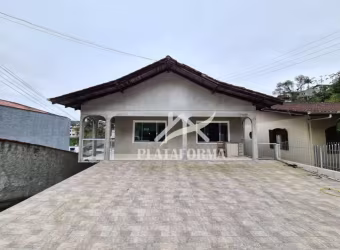 Casa com 3 quartos à venda no Garcia, Blumenau , 300 m2 por R$ 850.000