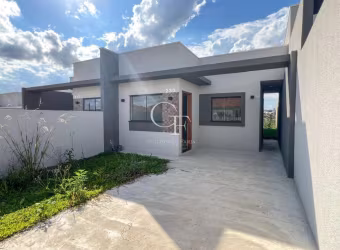 Casa 3 Quartos e Espaço nos Fundos