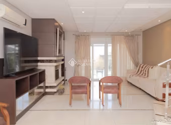 Casa com 3 quartos para alugar na Rua Ana Maria, 614, Fátima, Canoas, 326 m2 por R$ 7.800