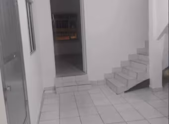 Casa à venda na Vila Zat com 141m² 4 dormitórios 3 suítes 3 banheiros 1 vaga