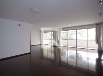Apartamento à Venda - Aclimação, 4 Quartos,  241 m2