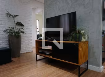 Apartamento à Venda - Jardim Éster Yolanda, 2 Quartos,  63 m2