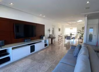3 SUÍTES, 243M² DE ÁREA, 5 VAGAS, NASCENTE, ALTO PADRÃO, INFRAESTRUTURA DE LAZER, HORTO FLORESTAL
