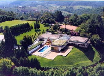 Casa Térrea Estilo Europeu com Heliponto Homologado 4 Suítes Piscina 20 vagas  à venda, 1500 m² por R$ 5.500.000, - Serra da Cantareira - São Paulo/SP