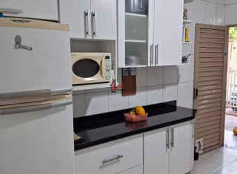 Casa para Venda em Presidente Prudente, FLORENZA, 2 dormitórios, 1 banheiro, 2 vagas