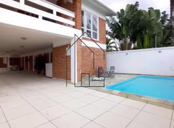 Casa para Venda em Guarujá, Balneário Praia do Pernambuco, 5 dormitórios, 1 suíte, 5 banheiros, 4 vagas