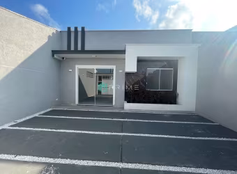 Casa no Cominese com 03 quartos