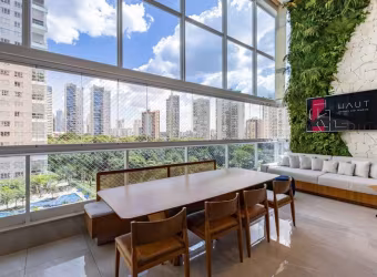 Um duplex sofisticado, elegante e repleto de personalidade.