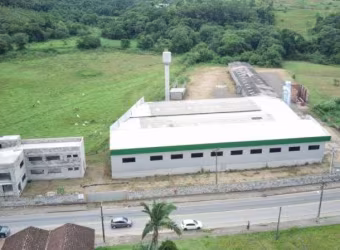 Barracão / Galpão / Depósito com 4 salas para alugar no Arapongas, Indaial , 3500 m2 por R$ 18.000