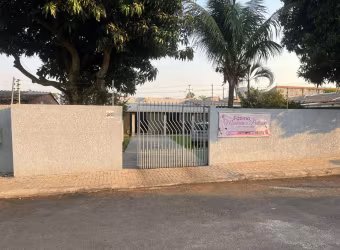 Casa para Venda em Foz do Iguaçu, Lancaster, 3 dormitórios, 1 suíte, 2 banheiros, 4 vagas