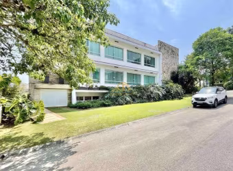 Casa com 6 quartos à venda, 1 m² por R$ 3.750.000 - Granja Viana - Carapicuíba/SP