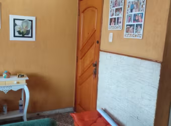 Ótimo apartamento com hidromassagem no Eng Novo!