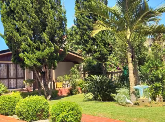 Linda casa térrea com um amplo terreno, aprova financiamento!