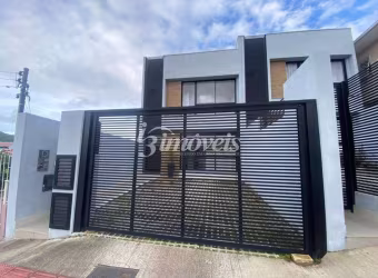 Sobrado à venda, alto padrão acabamento, 3 quartos sendo 1 suíte, 2 vagas, Bairro Fazenda, Itajaí-SC