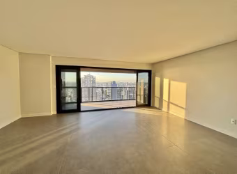 Apartamento com 3 quartos à venda na Clevelândia, 572 E, Centro, Chapecó por R$ 2.150.000
