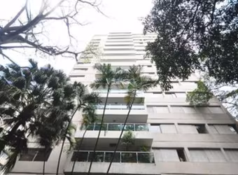 Apartamento na região do Morumbi  210m² – 1 por andar