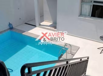 Sobrado à venda 3 Quartos, 2 Suites, 3 Vagas, 222M², e com Piscina - Vila Antonieta
