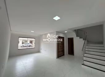 Sobrado à Venda com 3 suítes com 175m² por de R$ 850.000