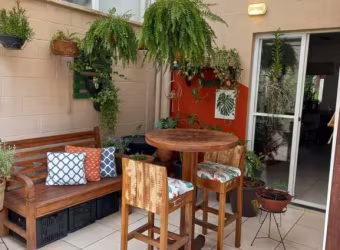 Oportunidade única na Vila Oliveira: Casa em condomínio de 3 quartos e 1 suíte, com 2 salas, 3 banheiros, 2 vagas de garagem e 90m².