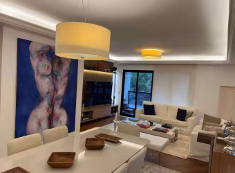 Luxuoso apartamento de 3 suítes no bairro Indianópolis em São Paulo
