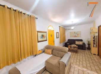 Casa com 4 dormitórios à venda, 211 m² por R$ 850.000,00 - Barreiros - São José/SC