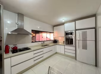 Casa com 3 quartos à venda na Rua Riachuelo, 2881, Country, Cascavel por R$ 2.100.000
