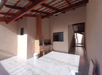 Casa com 3 Quartos e 2 banheiros à Venda, 100 m² por R$ 200.000