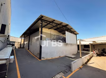 Área com Galpão Comercial - Santa Genoveva