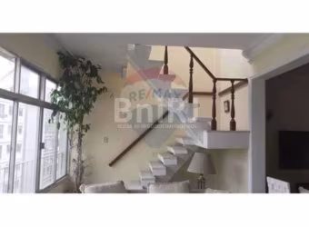 Viva com estilo e vista privilegiada: sua cobertura duplex em Copacabana, onde o luxo encontra o horizonte! cod 1031-51