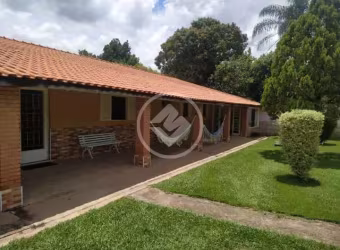 Chacara Espetacular 1.500m² para morar ou Lazer codigo: 64952
