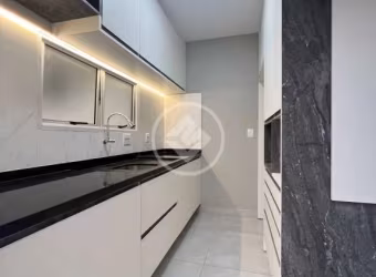 CASA EM CONDOMINIO RUBI TODA REFORMADA E AMPLIADA codigo: 107048